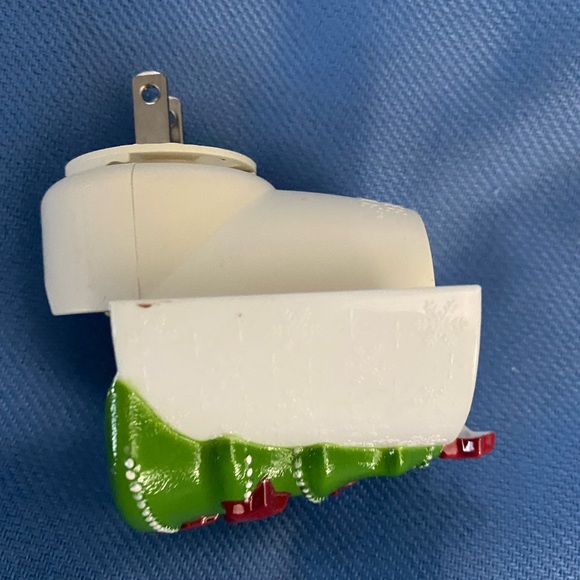 Yankee Candle Collect Vintage Holiday Christmas Tree Red Green Air freshener - Picture 7 of 9